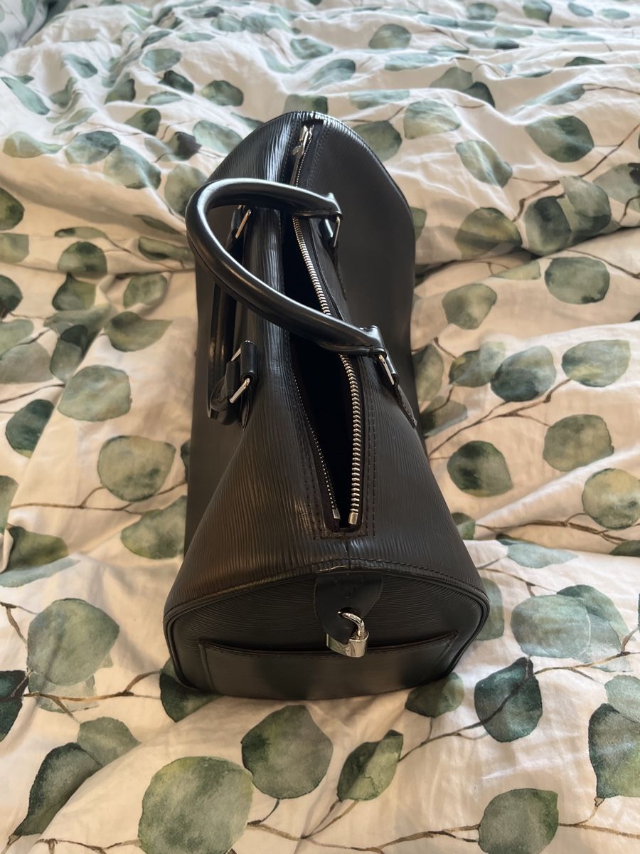 Louis Vuitton Borse: Louis Vuitton Speedy 30 Epi schwarz – Nuovo (secondo la descrizione) da Däniken SO venduto da Fabio814 6