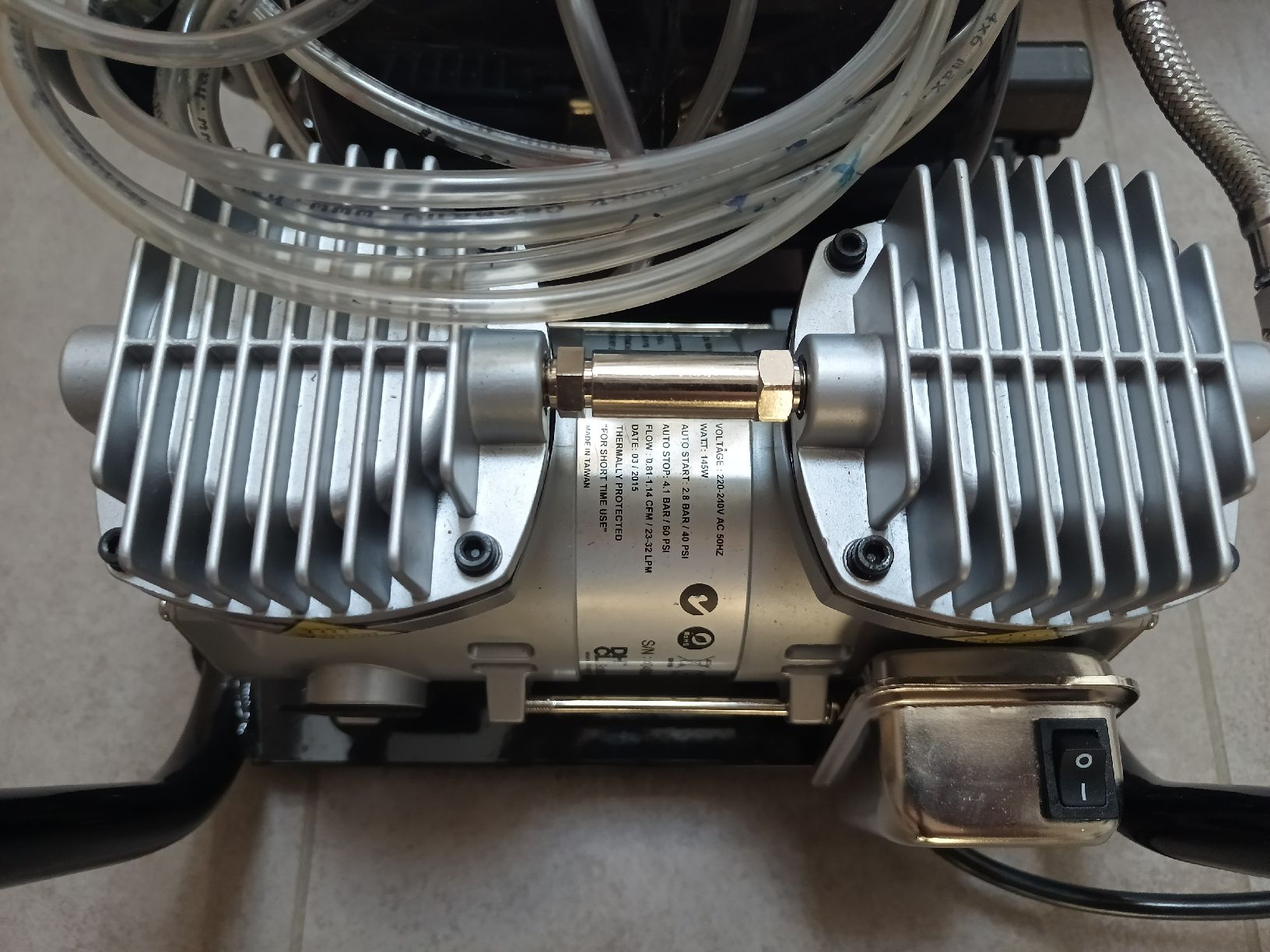 Compresseurs: Airbrushkompressor Sparmax AC 500  – D'occasion à Ossingen par Swoody 4