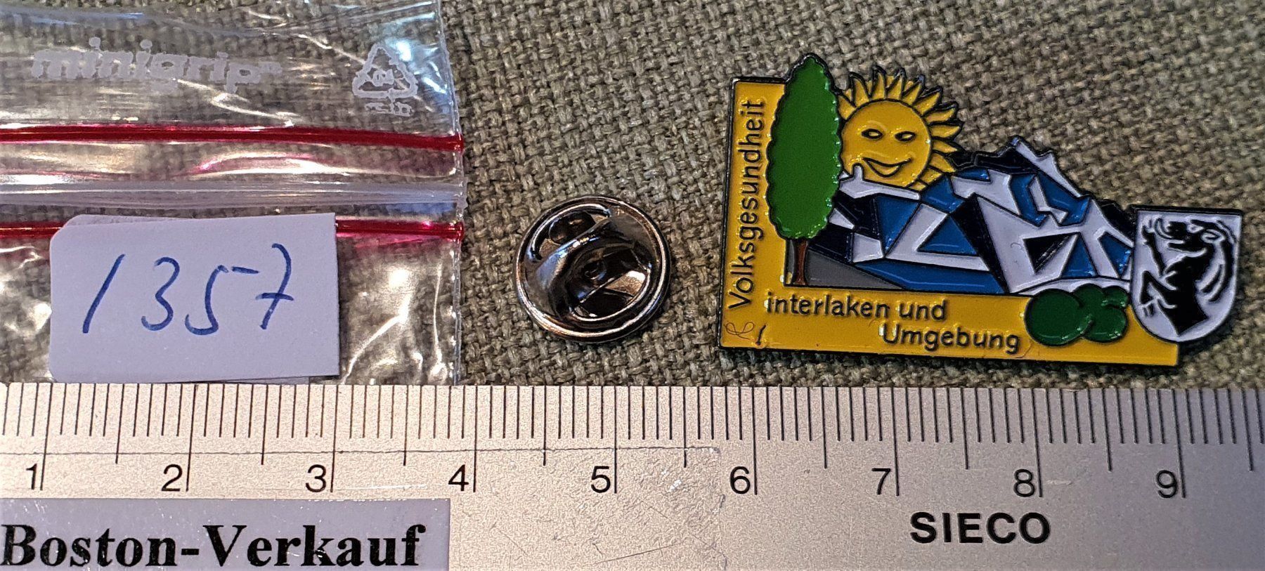Plaketten & Abzeichen: I357 - Pin Volksgesundheit Interlaken – Gebraucht aus Reinach BL von Boston-Verkauf 1