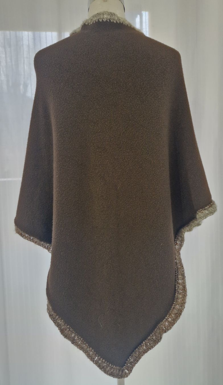 Autres vêtements femmes: CAP EN VISCOSE  – Neuf avec emballage d'origine à Camorino par JPHANDMADE1 3