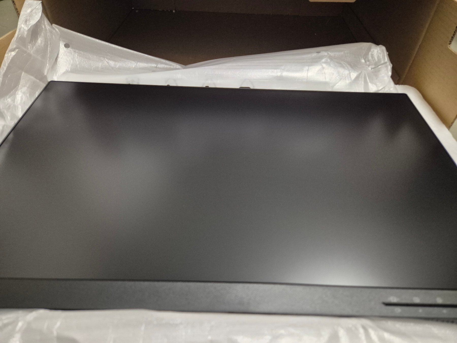 Lenovo Monitore: Lenovo Think Vision T23i-10 – Neu und originalverpackt aus Brugg AG von ars_5h7f 7