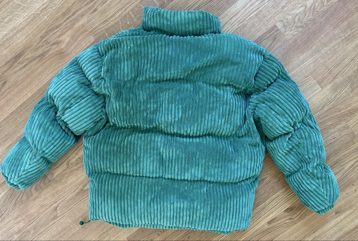 Giacche: Green corduroy puffer jacket Size L – Usato da Zürich venduto da cha_jz8q 2