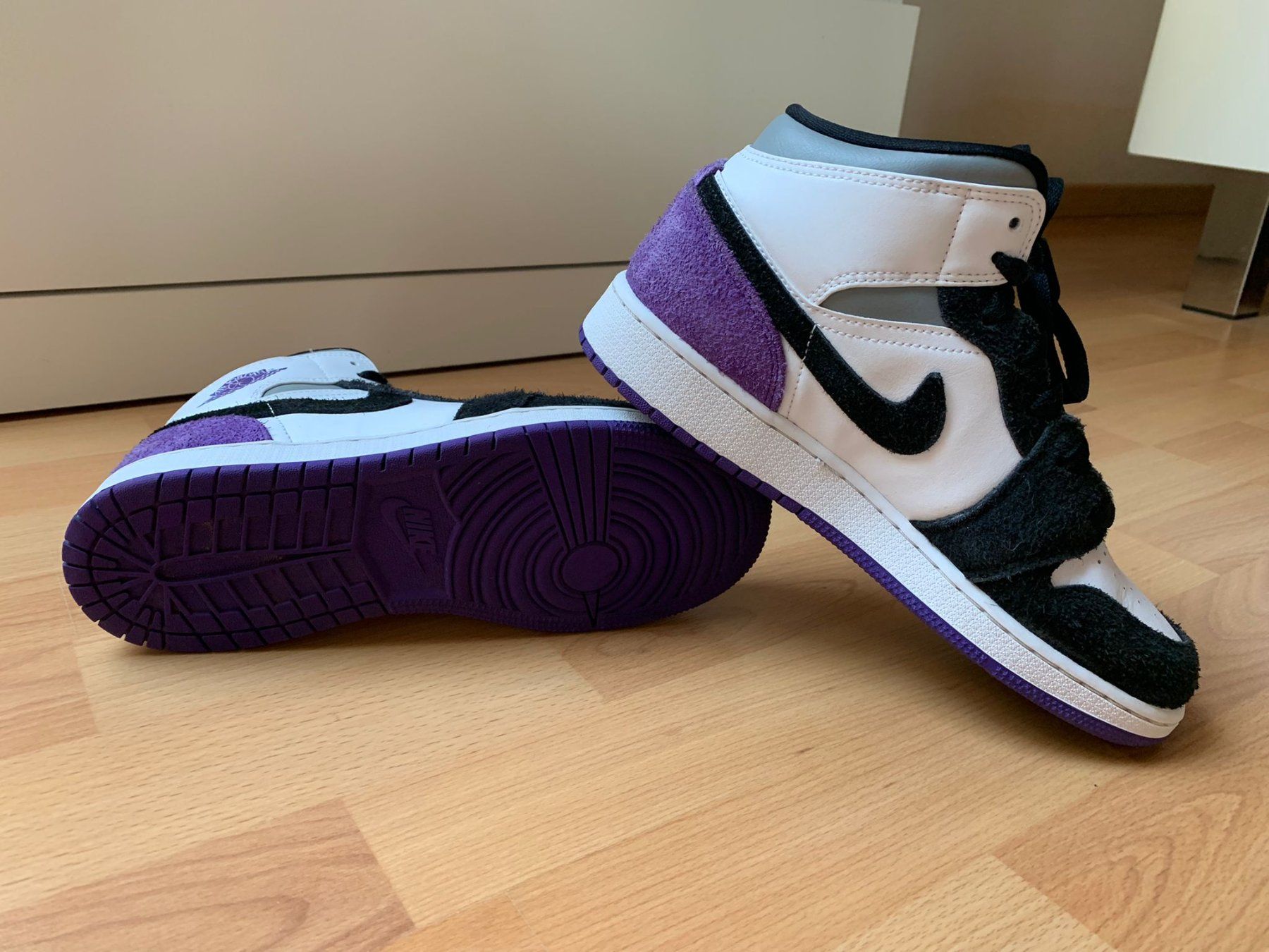 Nike Scarpe da donna: Nike Jordan 1 mid SE Purple, 39 – Usato da Bavois venduto da Alainuldry 1