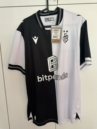 FC Basel Trikot Macron Grösse XL Shaqiri 10 mit Unterschrift