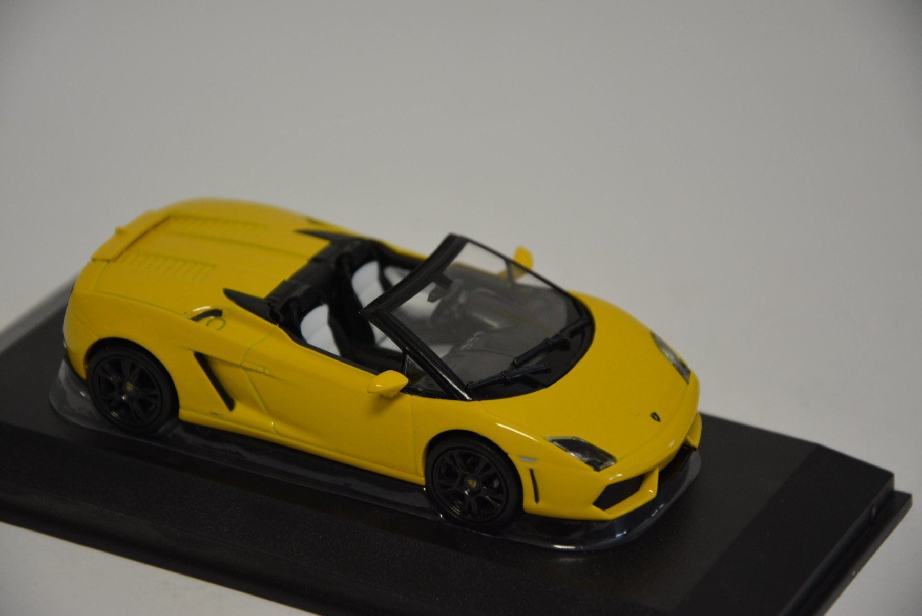 Lamborghini Modellini d'auto: Lamborghini Gallardo LP560-4 Spyder 1:43 – Nuovo e nell'imballaggio originale da Goldach venduto da Feivel9 5