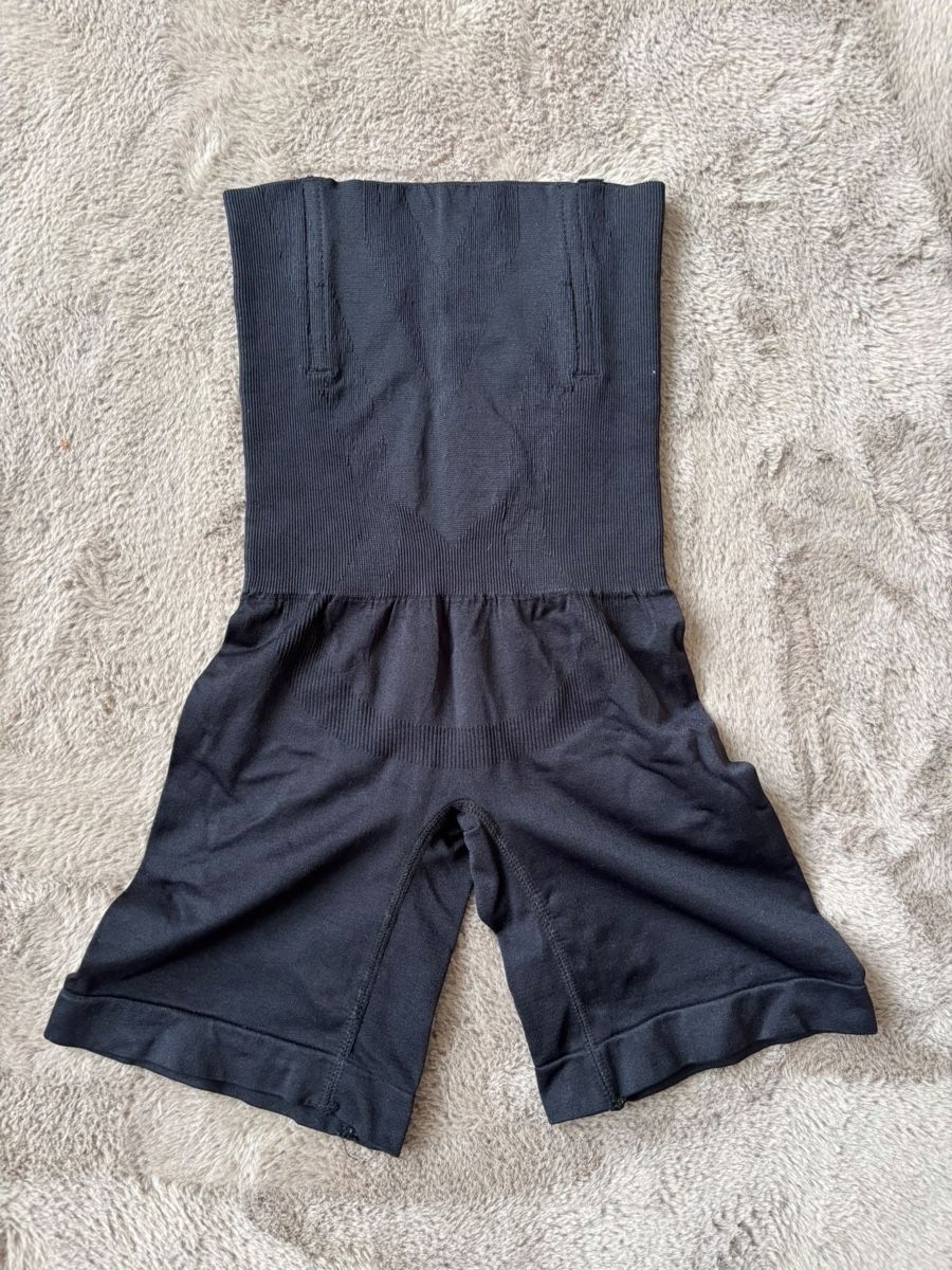Pantaloni: Form Body Shaper Schwarz Grösse XS/S – Nuovo (secondo la descrizione) da Balgach venduto da Miisarah