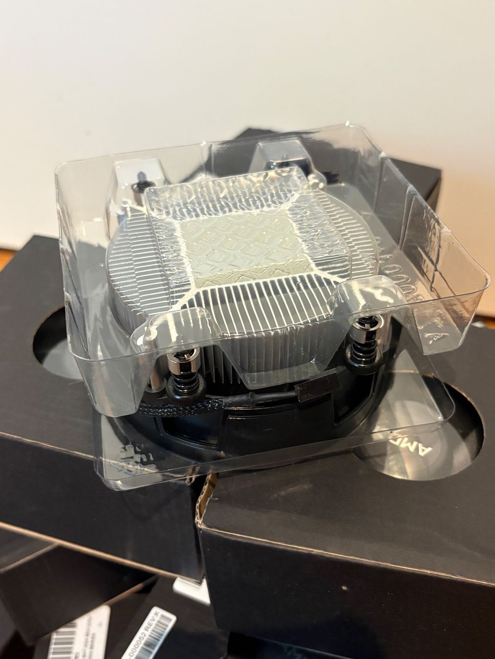 Amd Elektronikbauteile: 16x AMD Wraith Stealth CPU Kühler ab 1.- – Neu (gemäss Beschreibung) aus Allschwil von leo_lft5 2