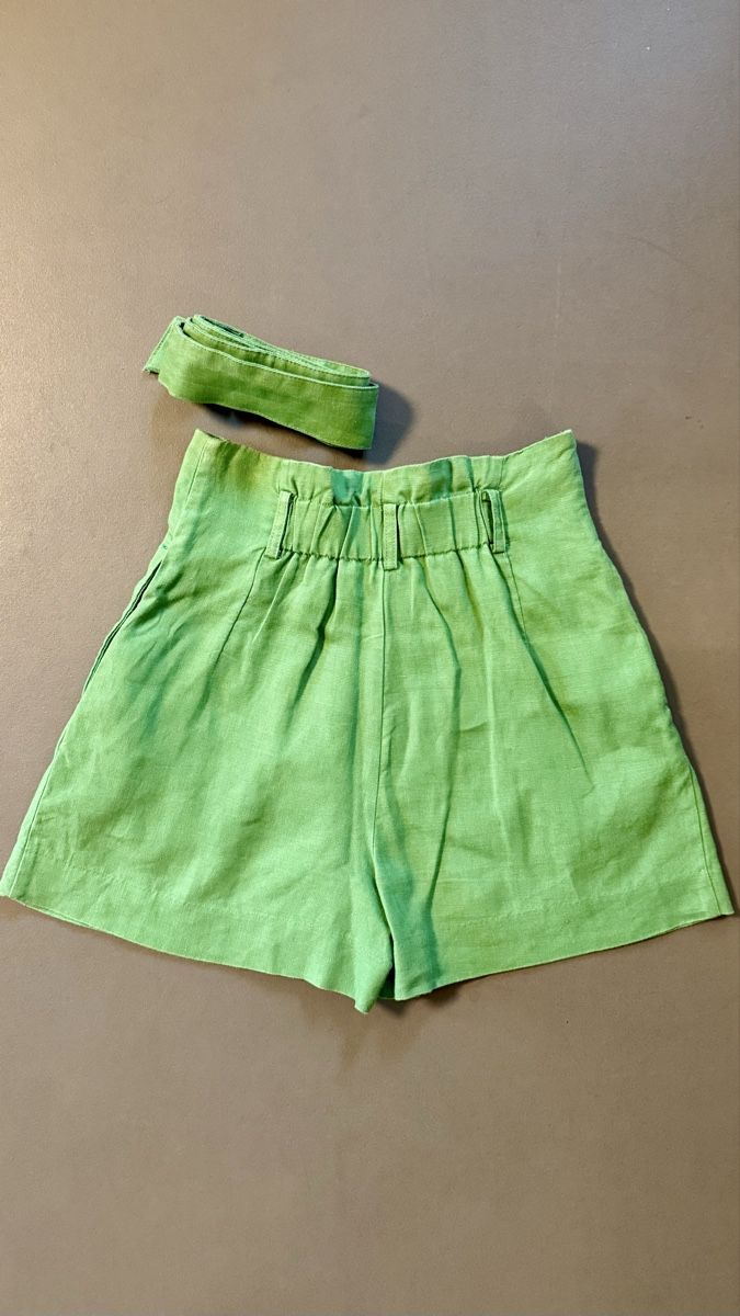 Mango Pantaloni: Shorts Mango XS – Usato da Zürich venduto da car_9vrr 2