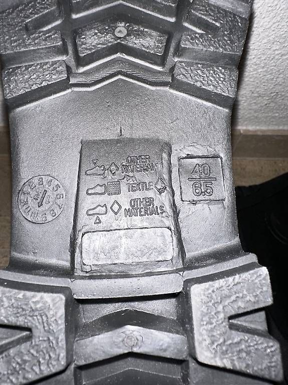 Scarpe da uomo: Gummistiefel Schwarz Größe 40 neu – Usato da Küssnacht am Rigi venduto da mis_skz5 3