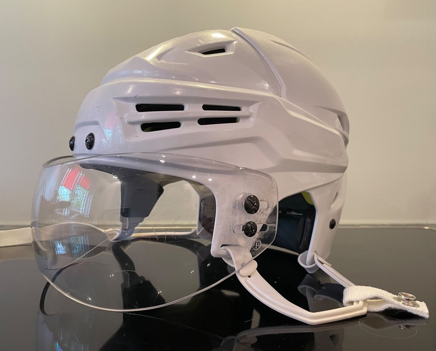 Bauer Caschi: Eishockeyhelm Bauer Grösse S – Usato da Kreuzlingen venduto da deGriGri