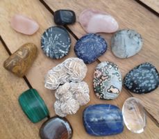 Konvolut verschiedene Mineralien und Steine