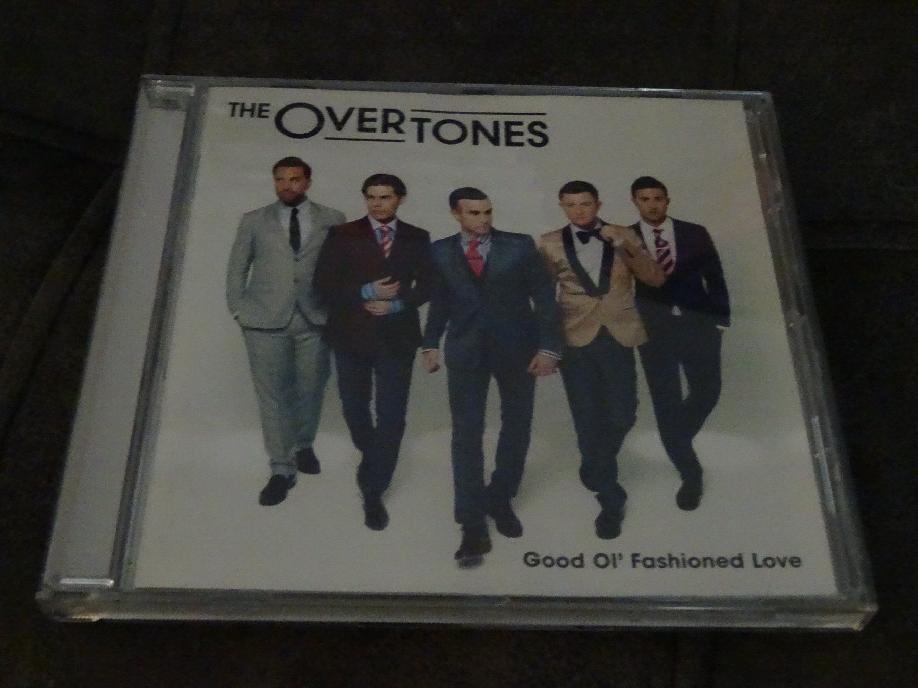 CDs: The Overtones - Good Ol' Fashioned Love CD – D'occasion à Olten par Disc-Ausverkauf