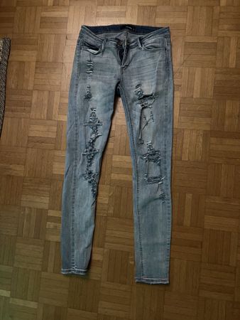 Coole zerrissene Jeans, hellblau, Grösse 38 - Top Zustand