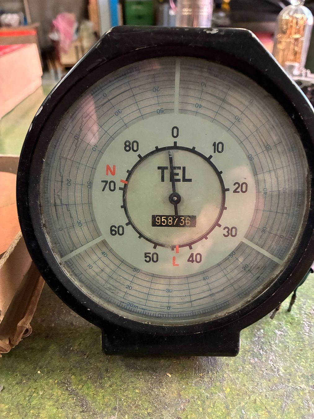 Tutti i ricambio: Saurer FBW Tachometer mit Scheibe - Postauto – Usato da Thun venduto da Passuese 1