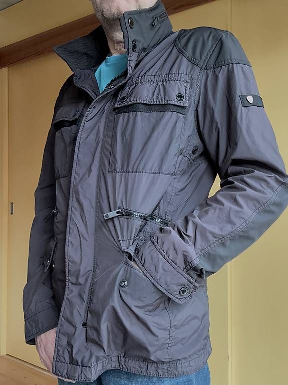 Strellson Jacken: Strellson Windjacke – Gebraucht aus Frauenfeld von teta08