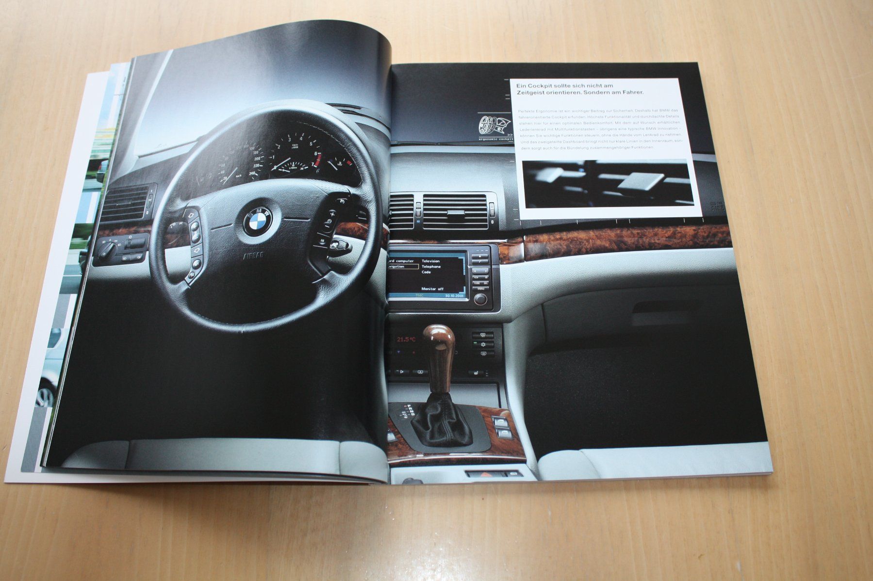 BMW Documenti: BMW 3er E46 Katalog, CH-Prospekt, 2002 – Usato da Wikon venduto da erwin400 5