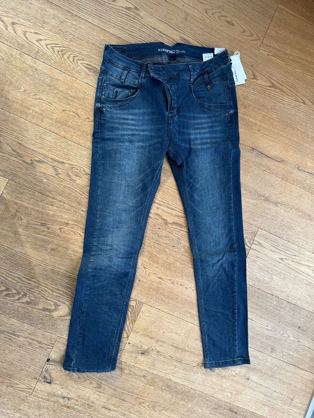 Jeans: Jeans, Gang //NEU// 32 – Nuovo (secondo la descrizione) da Stettfurt venduto da outlet72