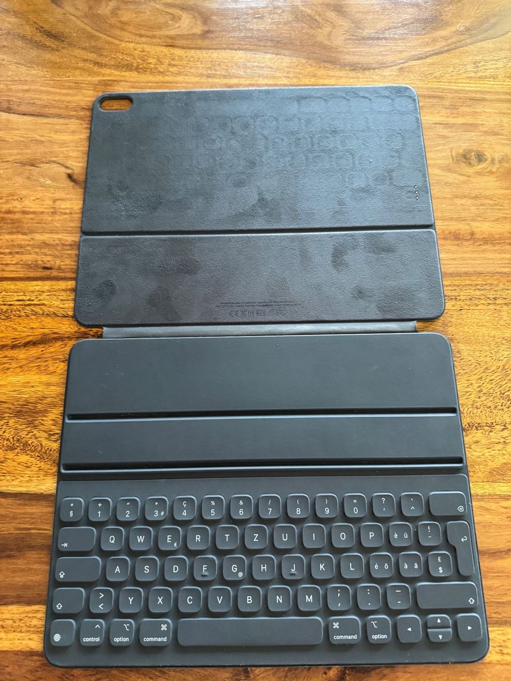Apple Covers & Borse: Apple Magic Keyboard für iPad Pro 12.9" Schwarz CH – Usato da Schliern b. Köniz venduto da Soundzzz 1