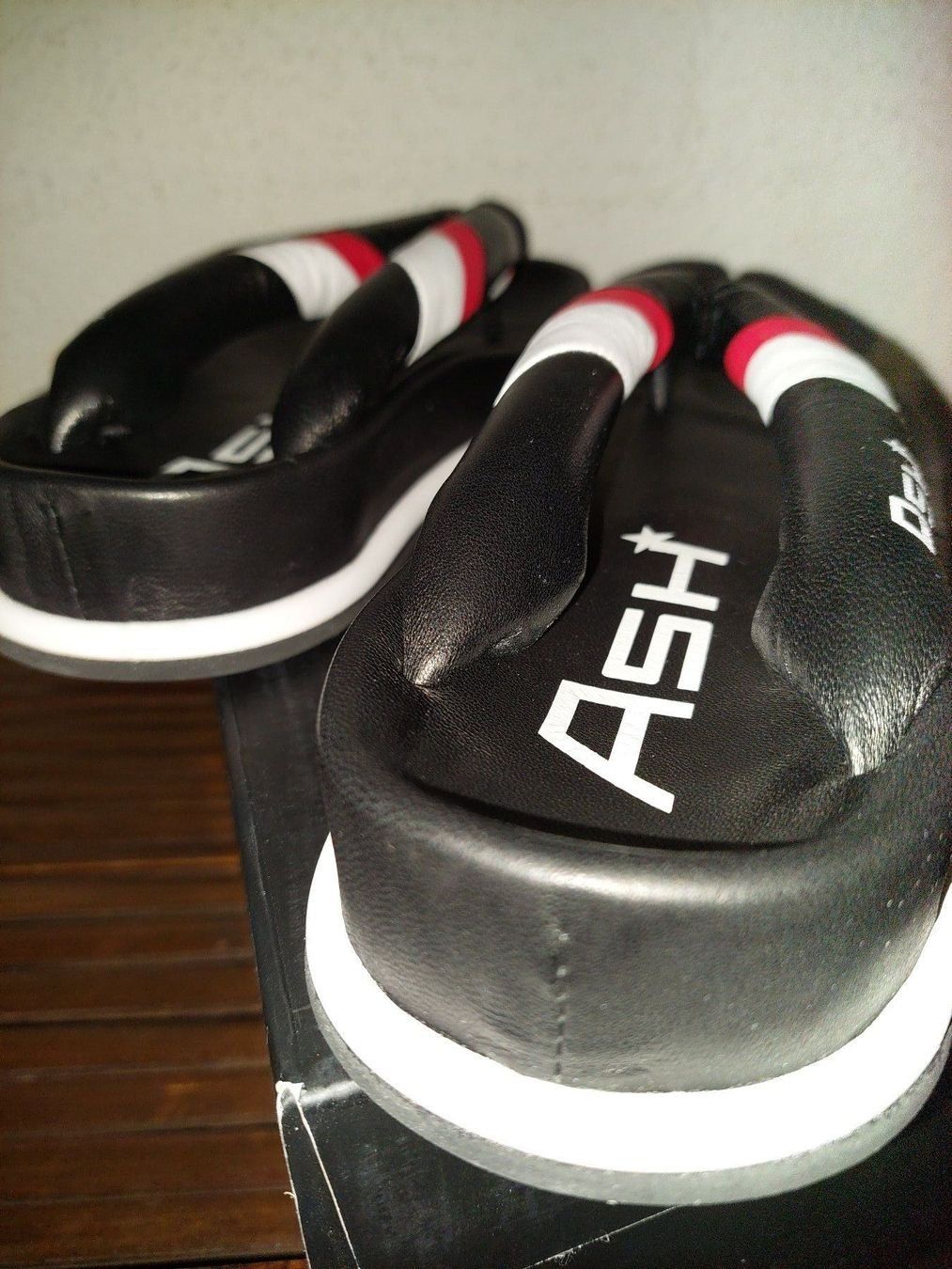 Ash Chaussures femmes: ASH . Tonic black-white-lipstick 36 – Neuf avec emballage d'origine à Besenbüren par teluride89 2