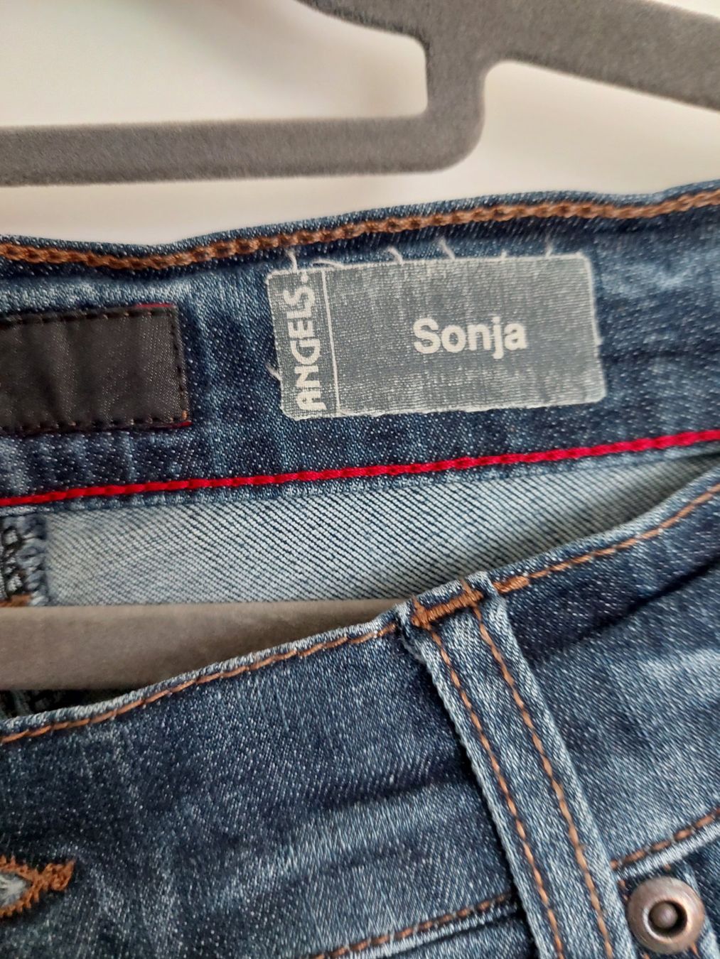 Angels Jeans: Angels Jeans – Usato da Lyss venduto da sfbuetikofer 1