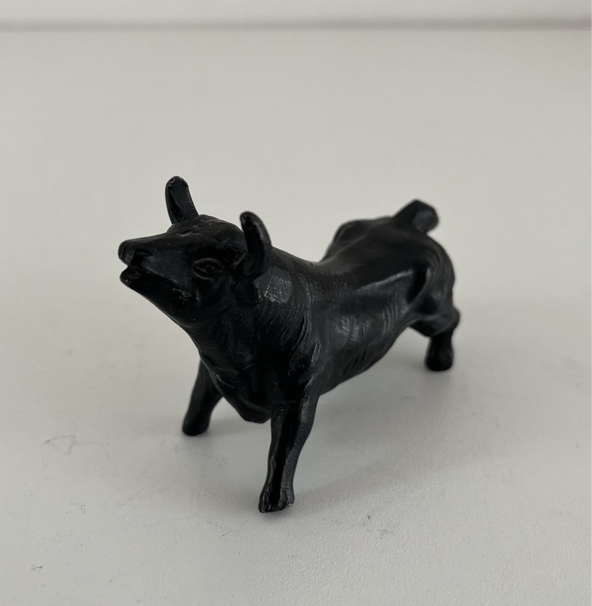 Skulpturen & Statuen: kleiner Stier aus Metall – Gebraucht aus Wetzikon ZH von seli03 2
