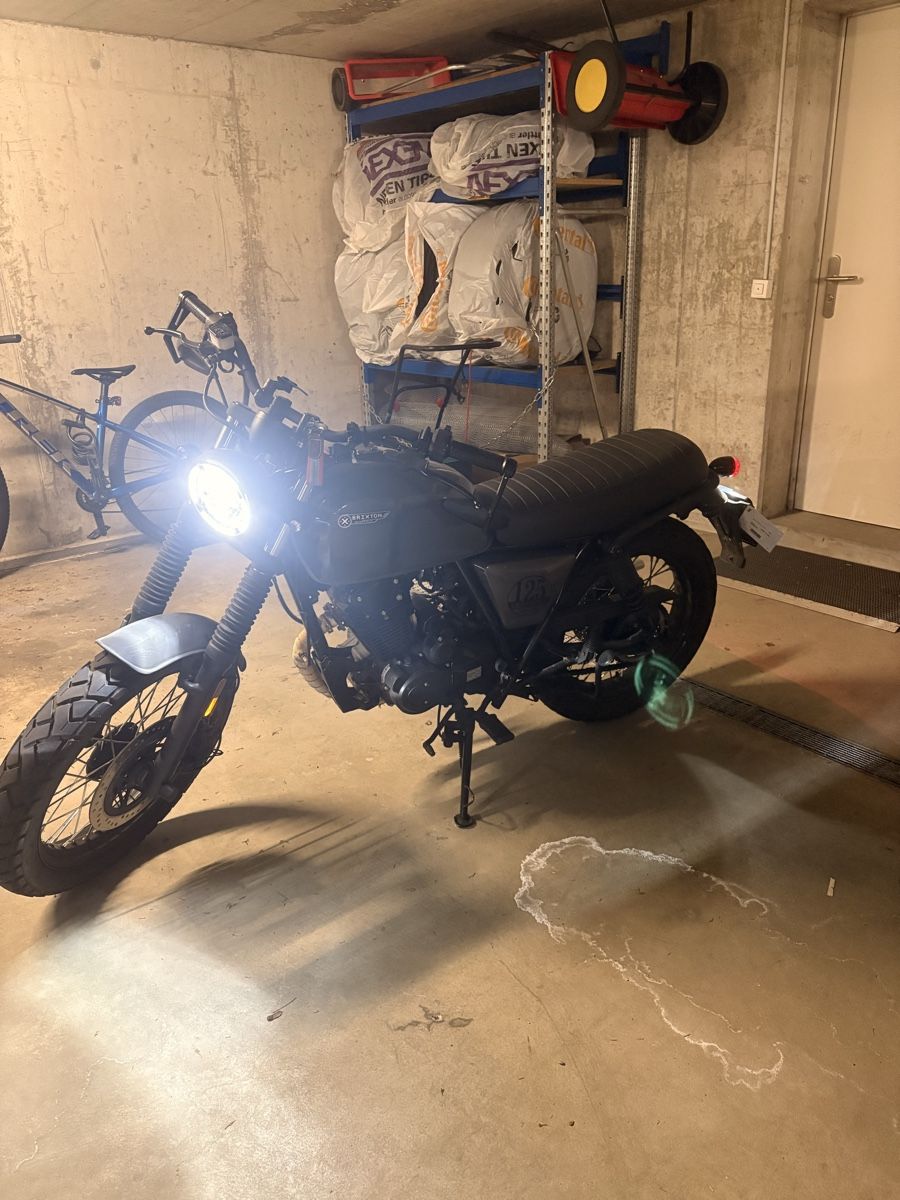 Brixton Motorcycles Route: Brixton Cromwell 125 VB – D'occasion à Bassersdorf par nik_5x92 9