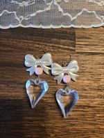 Ohrringe mit Schleifen und Herzen in rosa und  transparent