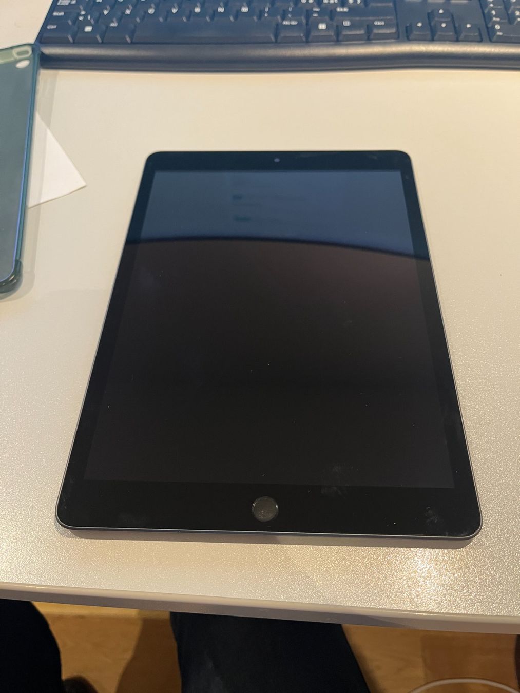 Apple Tablet PC: Apple iPad 9.Generation 64 GB Spacegrau – Gebraucht aus Dürnten von pixeldoctor 1