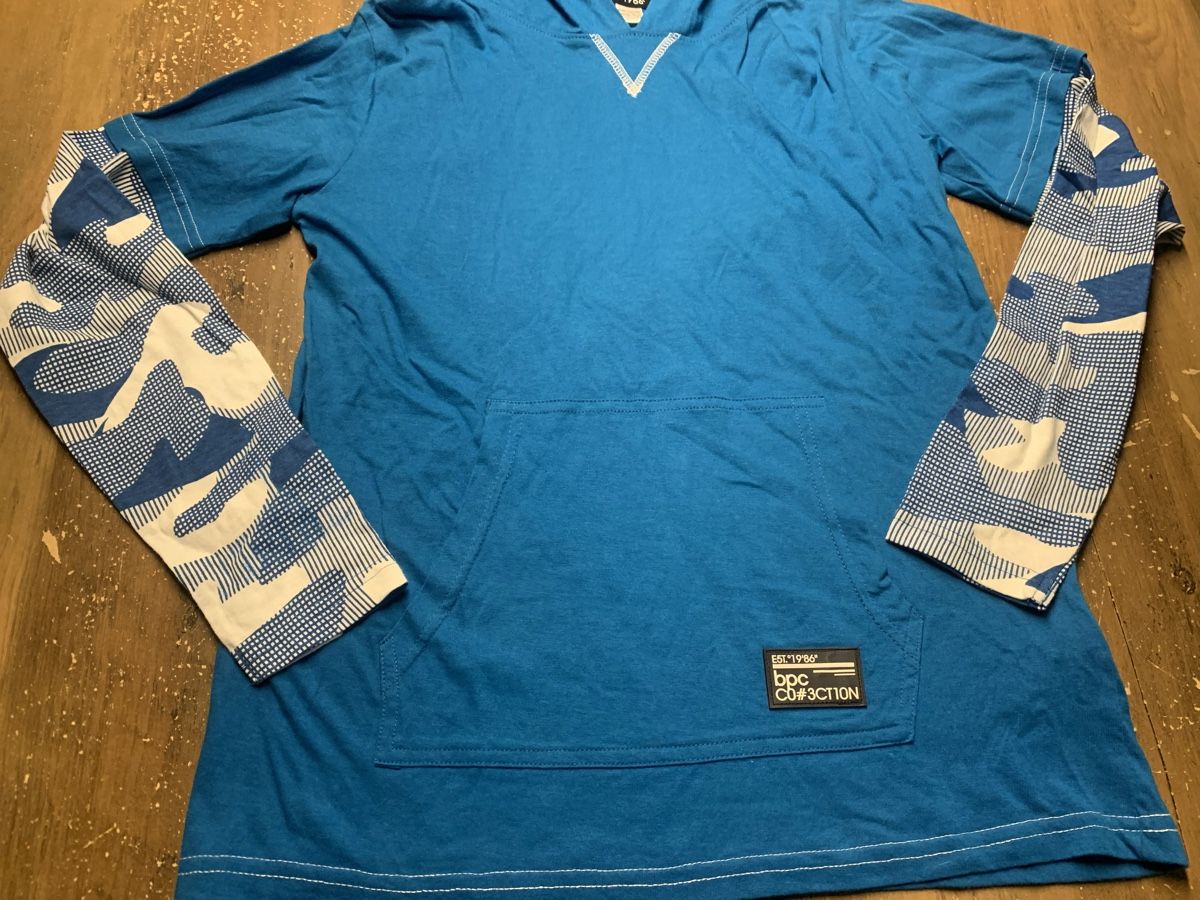 Pulls et sweat-shirts: Leichter Pullover/Langarmshirt mit Kapuze, Gr. 152/158 – D'occasion à Buus par 2013dp 2