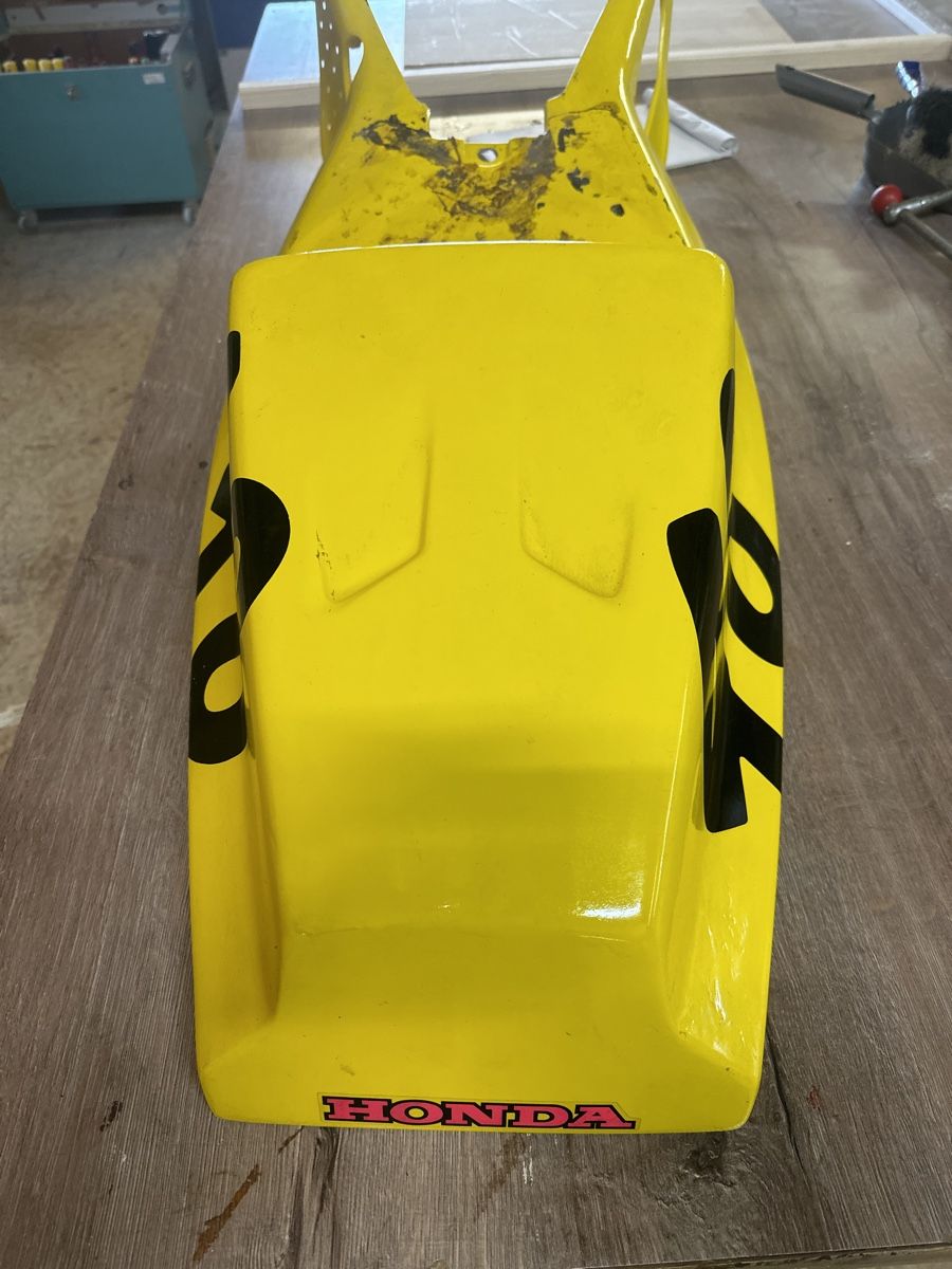 Honda Alle Motorradersatzteile: Carénage Honda RC30 carbone – Gebraucht aus Choëx von steveXB12 1