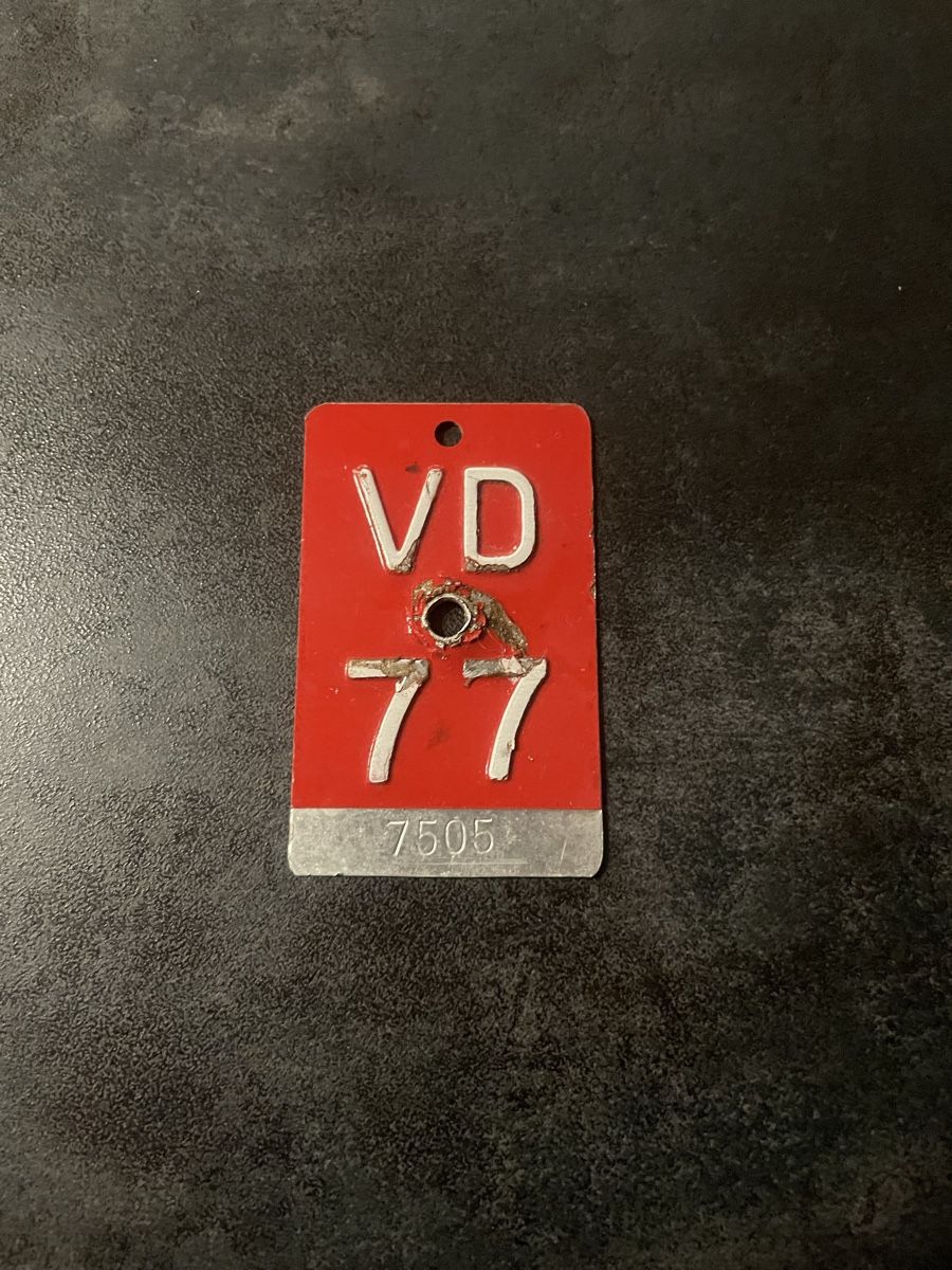 Insegne: Ancienne Plaque de Vélo VD 77 – Usato da Vallamand venduto da Bricbracbroc82