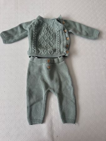 Baby Strickset Pullover Hose hellgrün neuwertig