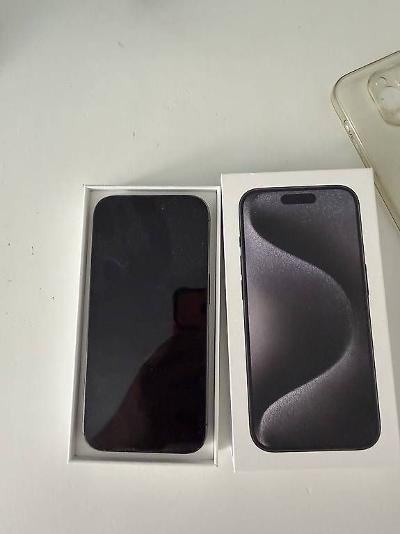 Handys / Smartphones: iPhone 15 Pro, 128GB, Schwarz  Technisch top, 82% Akku – Gebraucht aus Zürich von pick-pay
