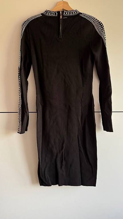 Guess Vestiti: Neuwertiges Guess Kleid Grösse M – Nuovo (secondo la descrizione) da Diessbach b. Büren venduto da Mondprinzessin 1