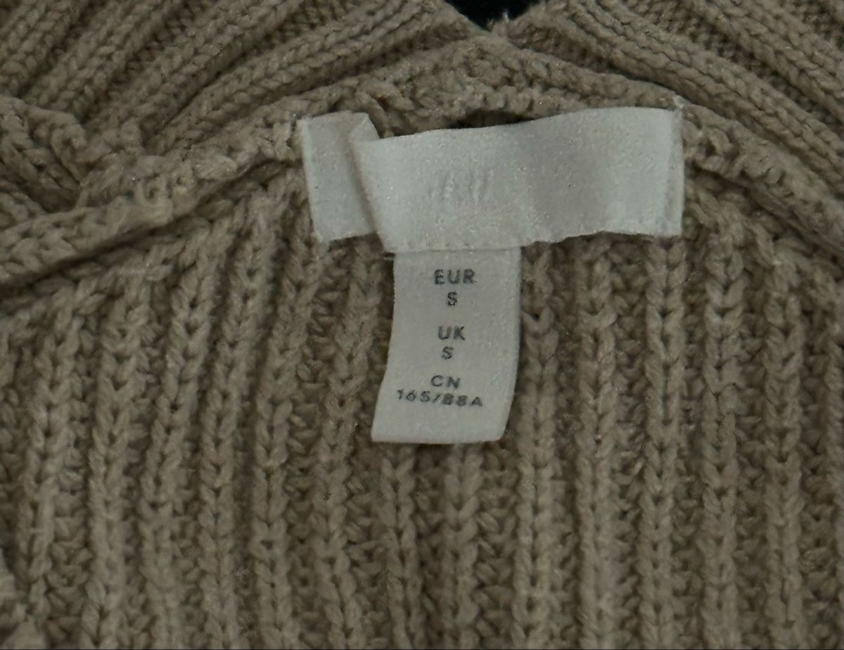 H&M Pullover & Sweatshirts: H&M Strick-Pullunder, beige, Gr S, Overdized – Gebraucht aus Wangen b. Olten von VeraHa 1