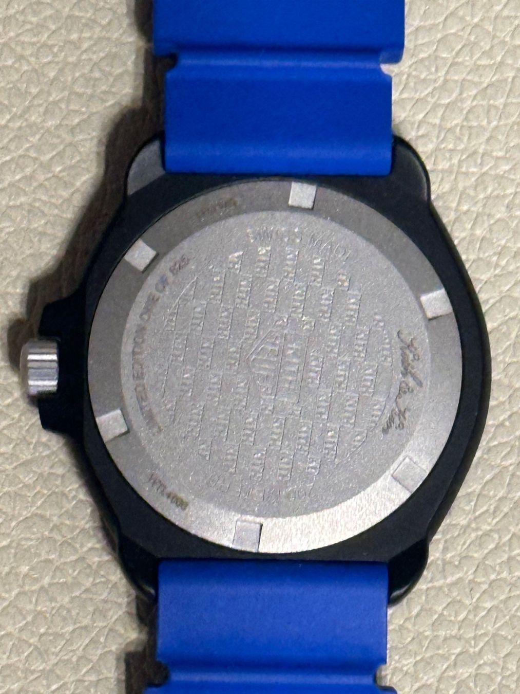 Tag Heuer Orologi: TAG Kith – Nuovo e nell'imballaggio originale da chambesy venduto da Bouille 3
