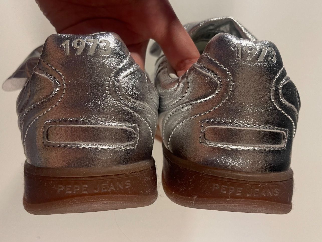 Pepe Jeans Damenschuhe: PEPE JEANS silver sneakers – Gebraucht aus Colombier NE von speach72 2