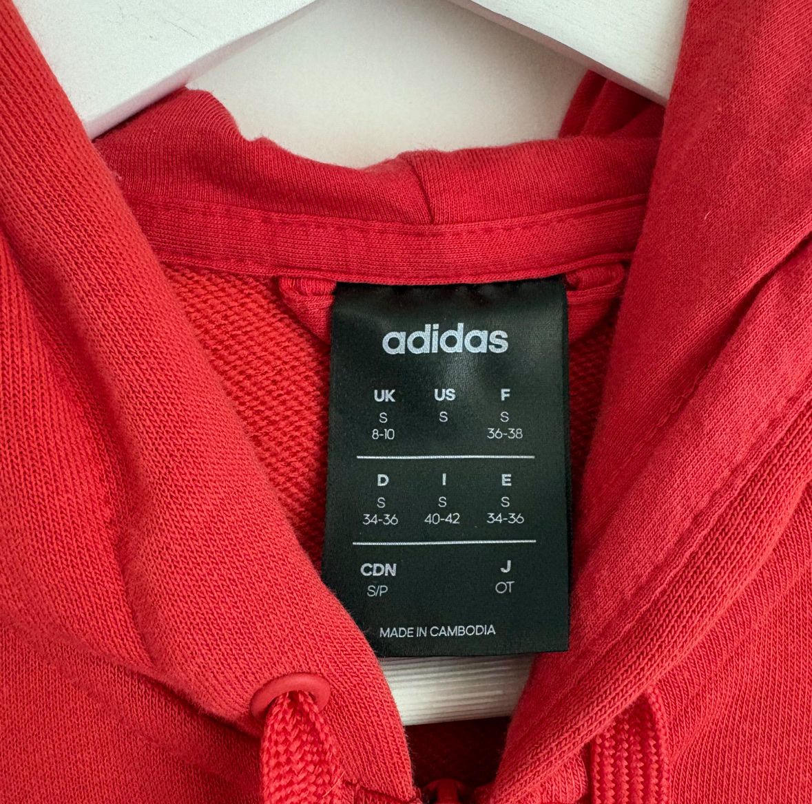 Adidas Giacche: Veste Adidas rouge S – Nuovo (secondo la descrizione) da Moudon venduto da TigerrrEye 3