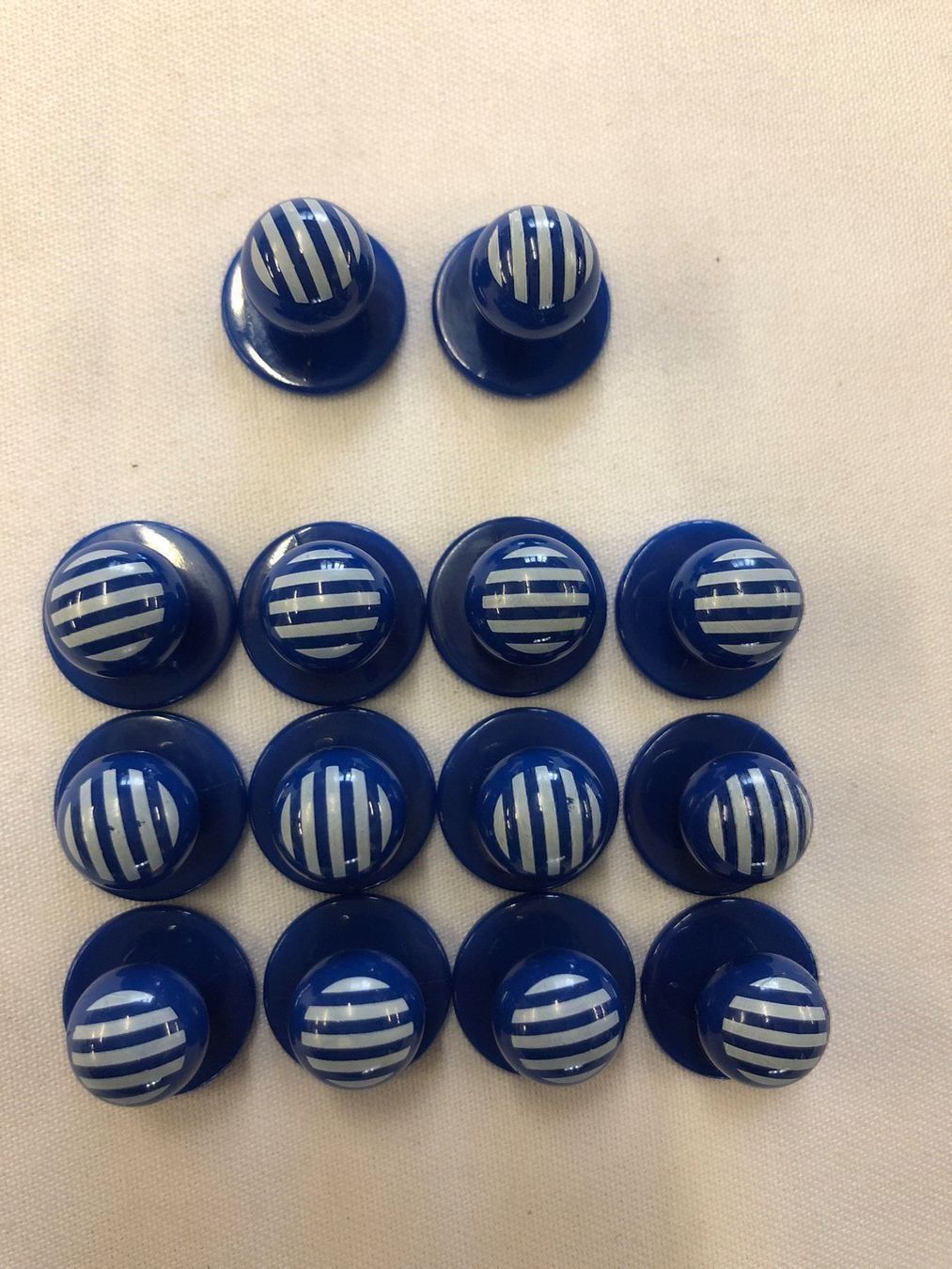 Elettrodomestici da cucina: 14er Satz Steckknöpfe Blue Stripes – Nuovo e nell'imballaggio originale da Gossau SG venduto da Sombat 1