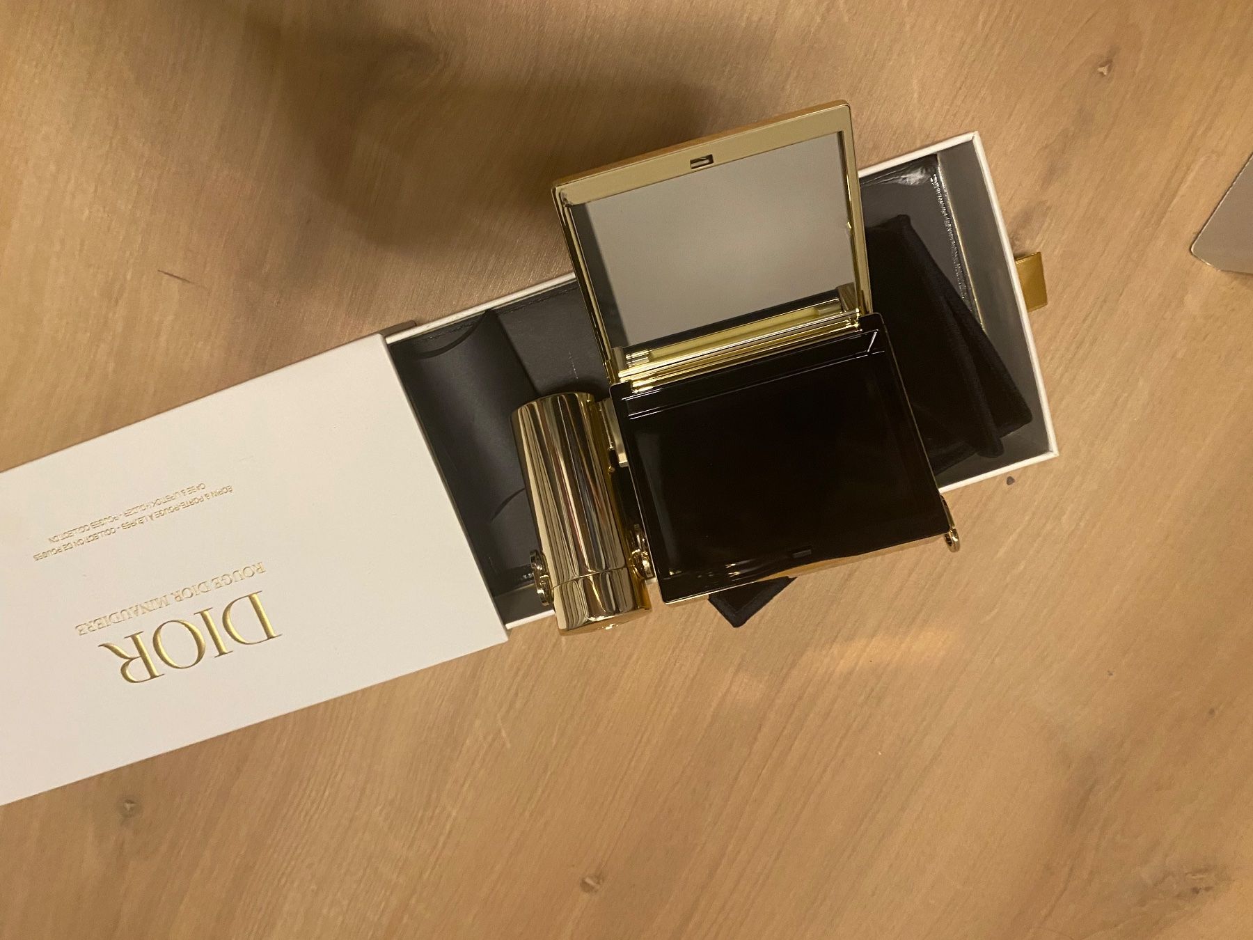 Dior Borse da donna: Minaudière Dior – Nuovo e nell'imballaggio originale da Sion venduto da lam_hnb8 1