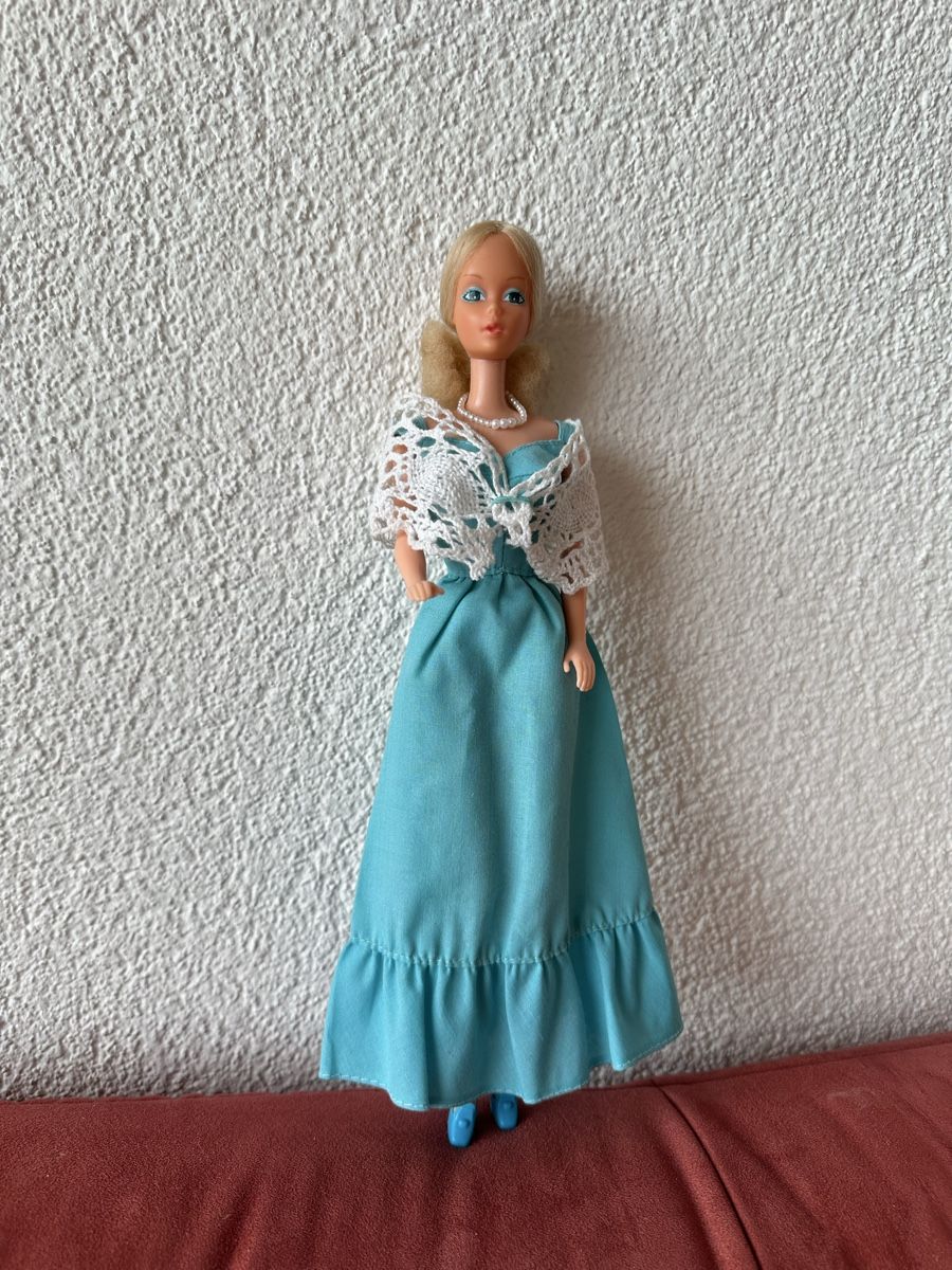 Puppen: 9217 Deluxe Quick Curl Barbie 1976 – Gebraucht aus Herbriggen von Sehrazade