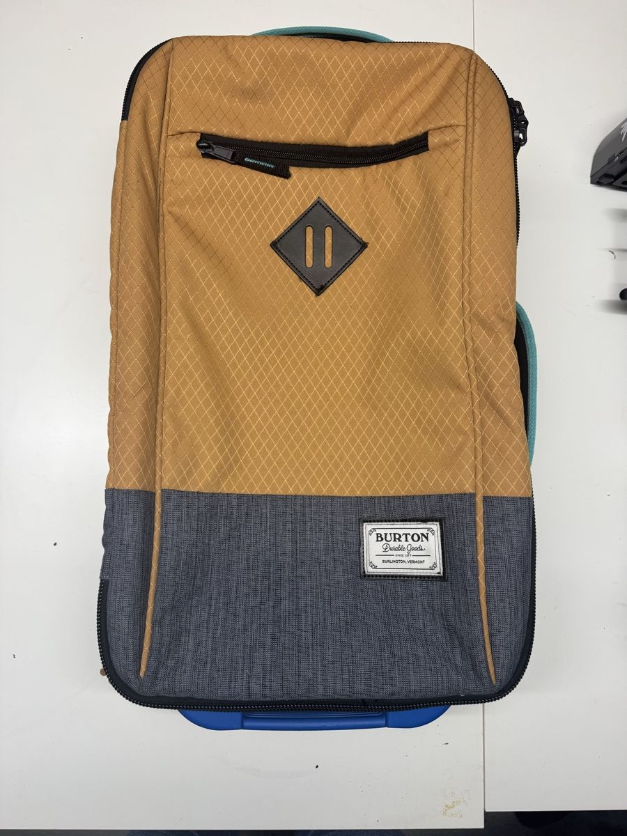 Burton Reisekoffer: Burton Rollkoffer Flight Case – Gebraucht aus Luzern von Txavi 2