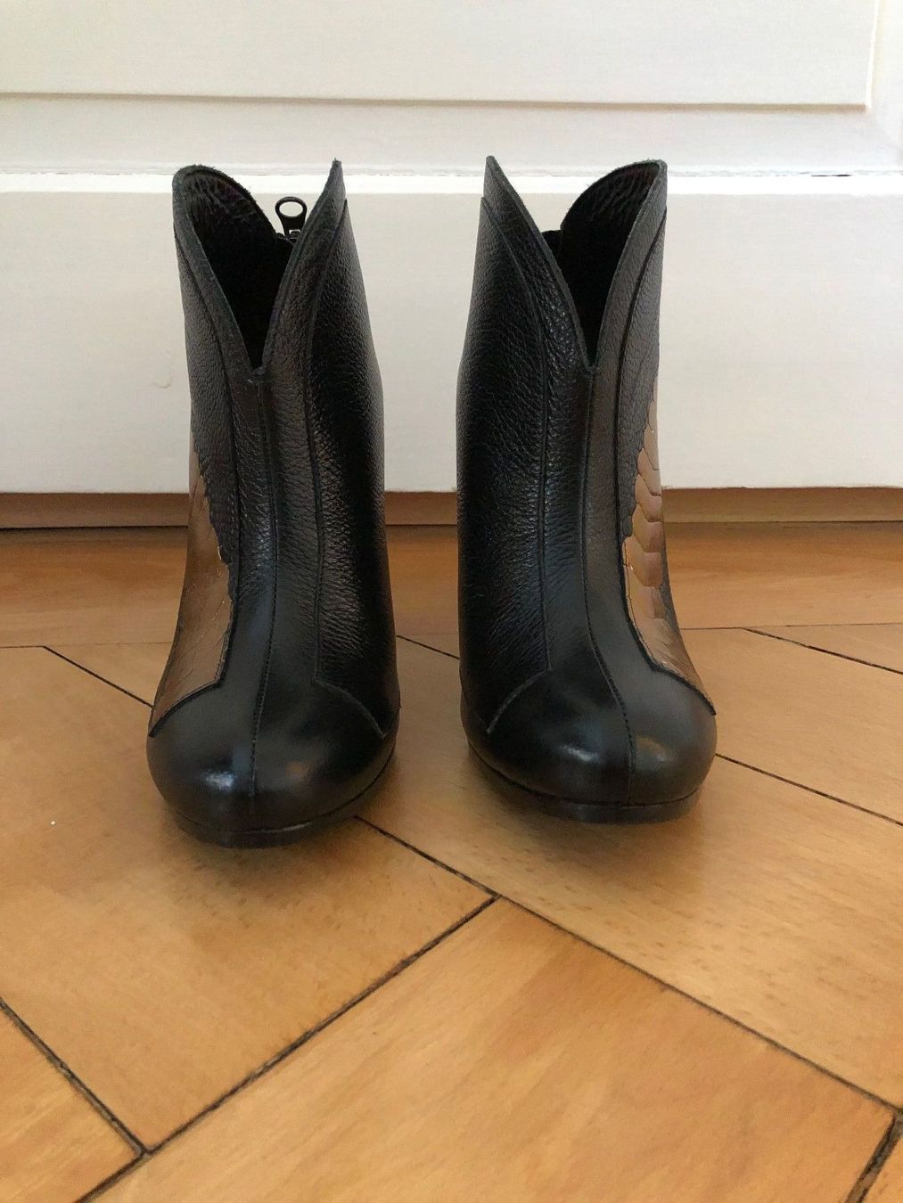 Chaussures femmes: Highheel Leder-Stiefelette Manee Gr. 39 – D'occasion à Zürich par MakasoZH 1