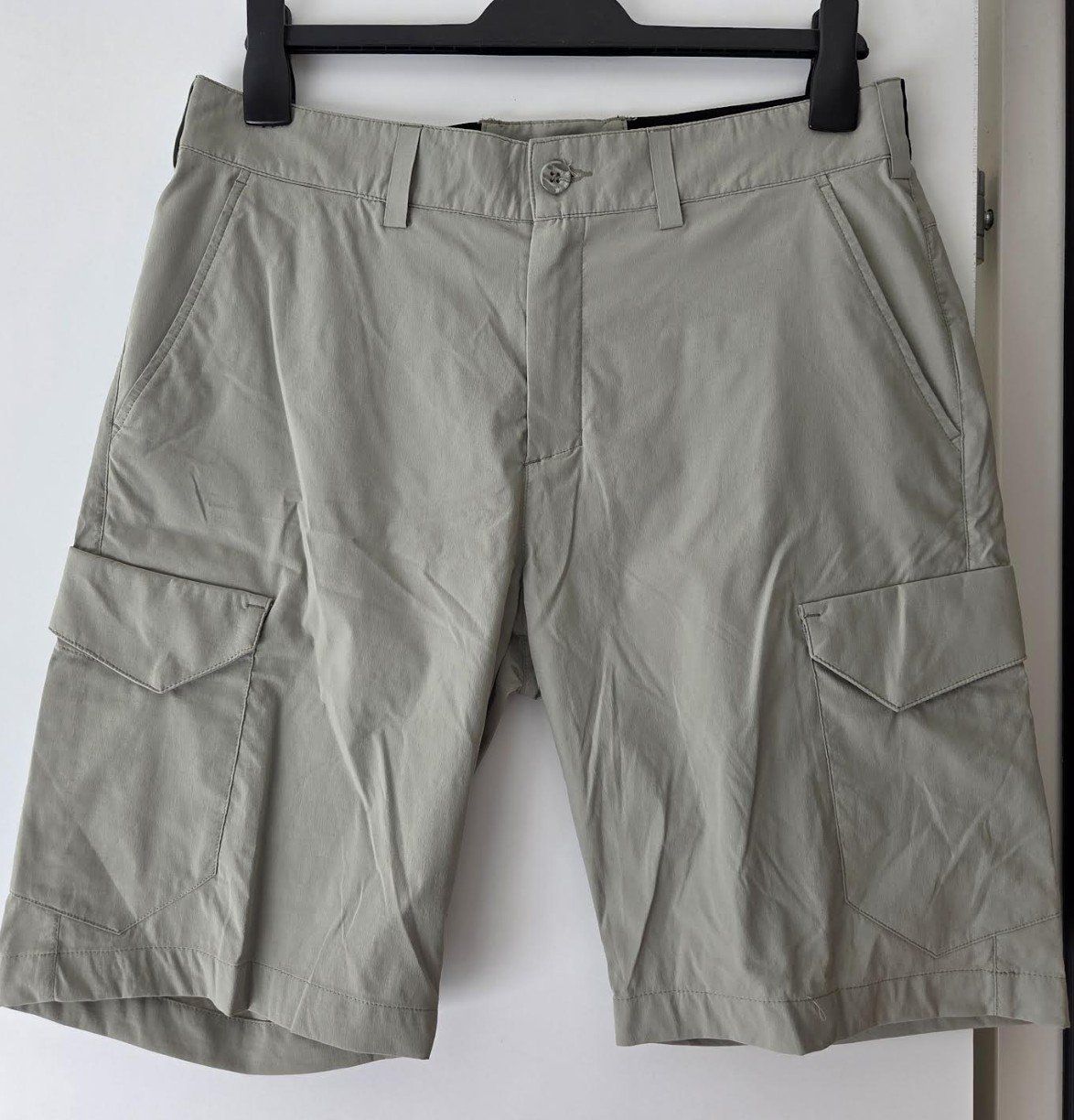Peak Performance Pantaloni: Peak Performance Herren Cargo Shorts Gr. 33 Neu! – Nuovo (secondo la descrizione) da Engelberg venduto da ben_w6lm