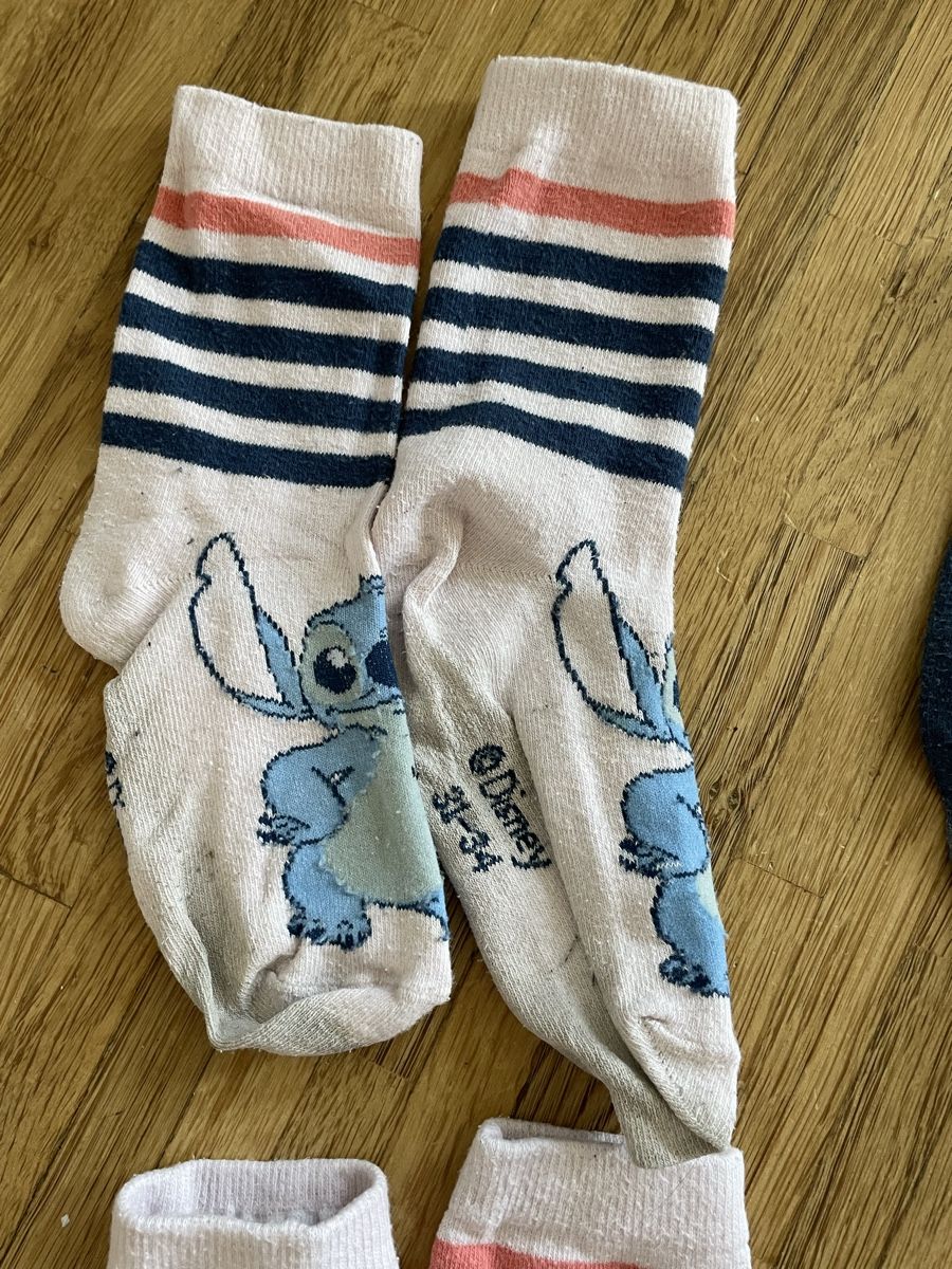 Disney Calze: Socken Stitch Grösse 31-34, 7 Paar – Usato da luzern venduto da plueschmors. 2