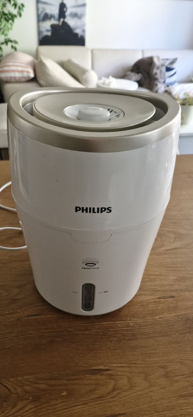 Philips Luftbefeuchter: Philips Luftbefeuchter – Gebraucht aus Bern von phi_8pwz 1