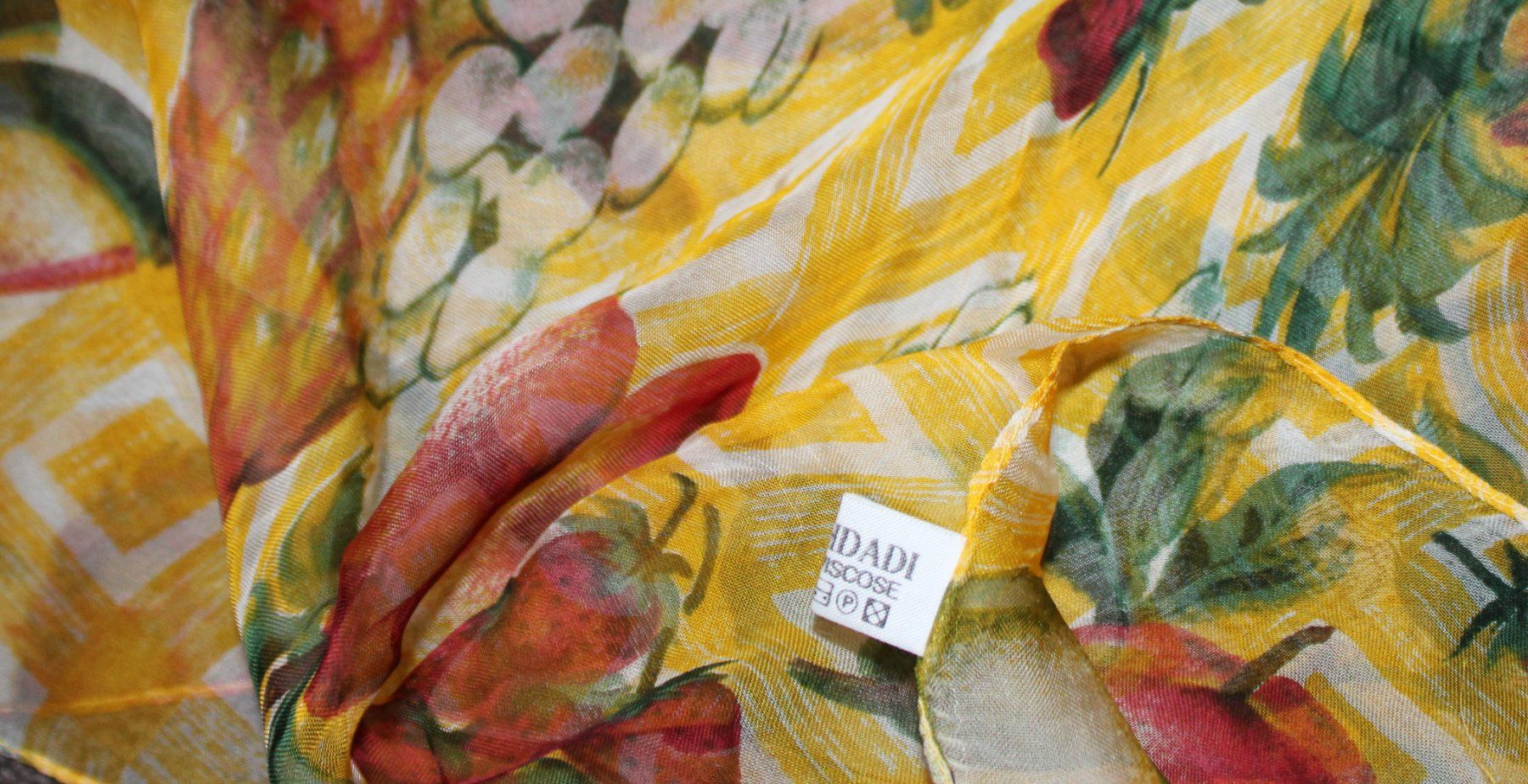 Foulard & Sciarpe: Foulard – Usato da Schaan venduto da antikes_und_kurioses 4