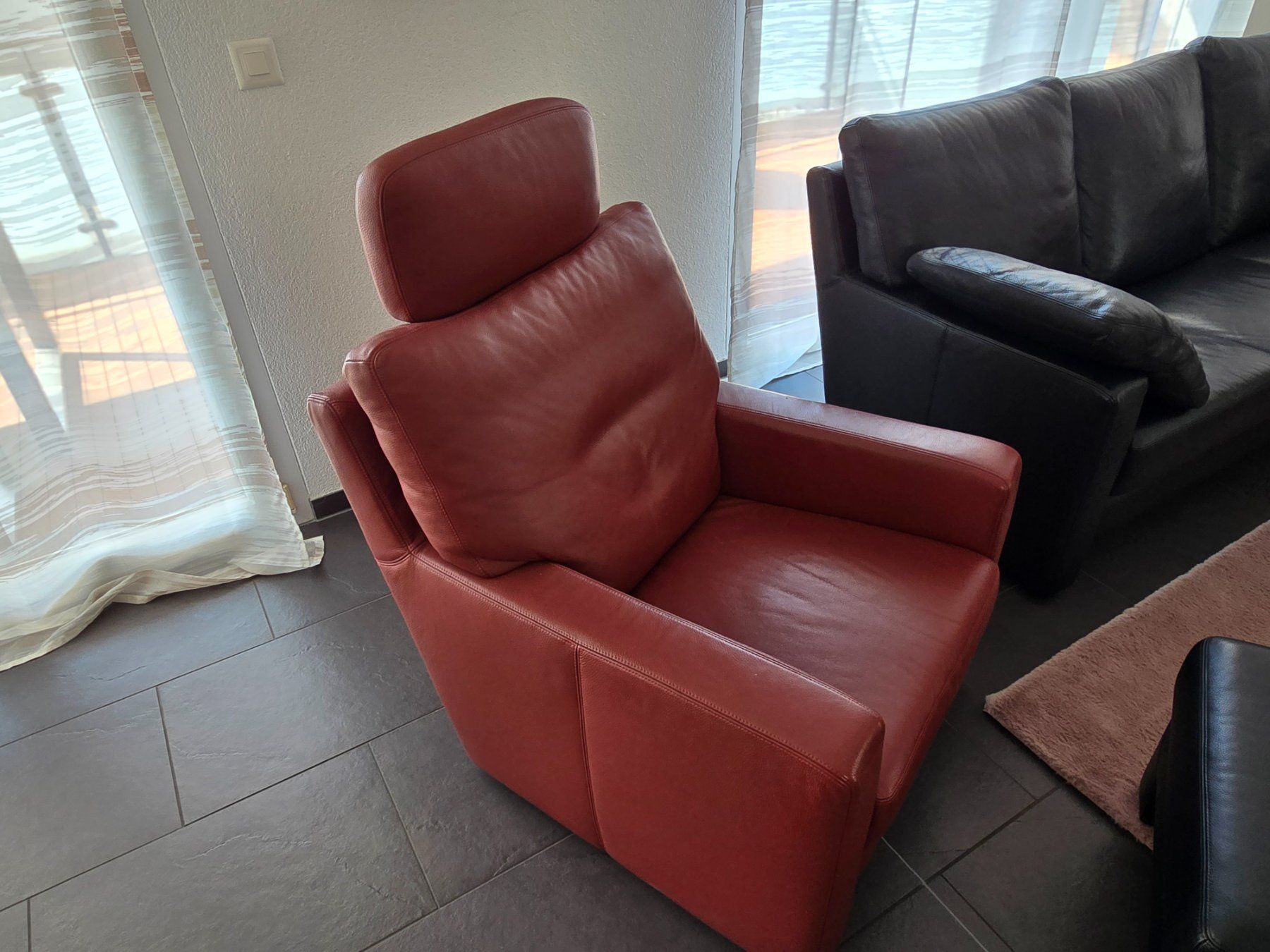 Divani: Ledersofa 3er/2er/Sessel und Höcker – Usato da Au SG venduto da Baumnuss 4