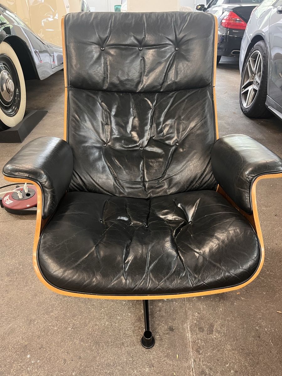 Sessel: Alter Designerstuhl mit Hocker – Gebraucht aus Muri AG von Philipp27LMW 6