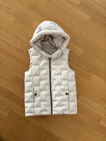 Gilet Mädchen Gr. 152